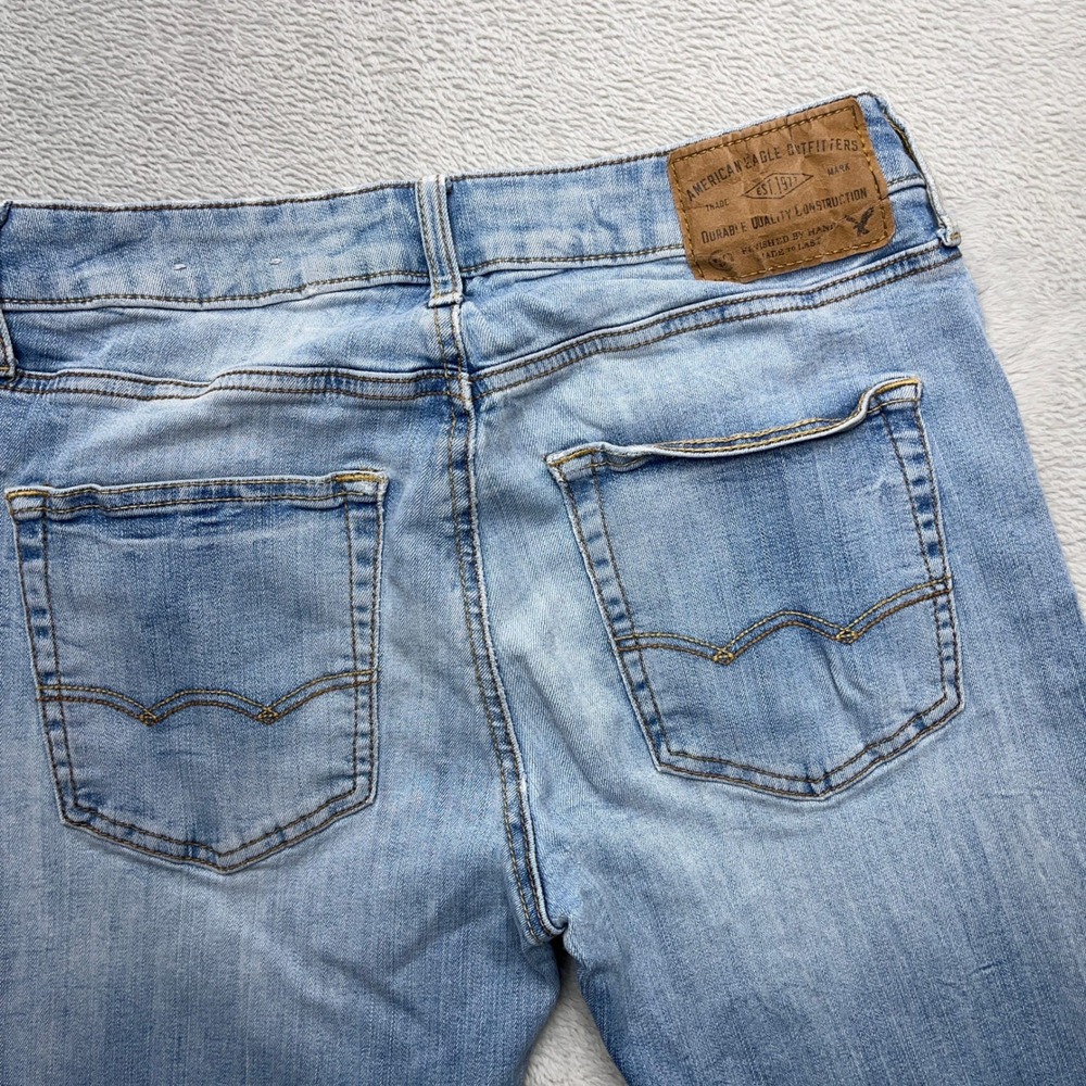 American Eagle Outfitters Mens Original Straight Jeans Light Wash 28x30 - Picture 10 of 11
